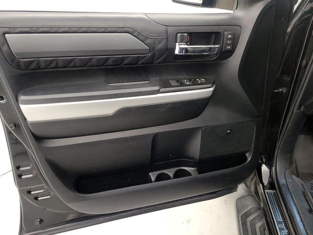 Photo of 2017 Black Toyota Tundra
