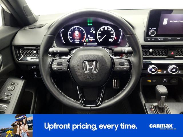 Photo of 2024 White Honda Civic