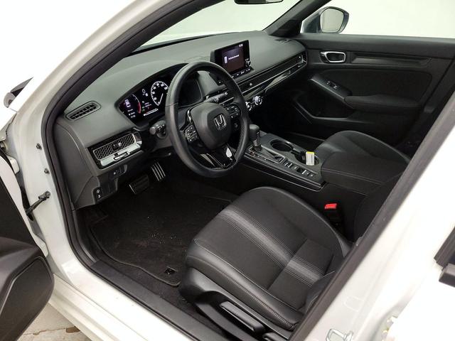 Photo of 2024 White Honda Civic