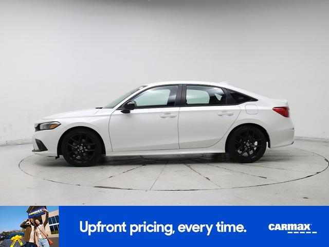 Photo of 2024 White Honda Civic