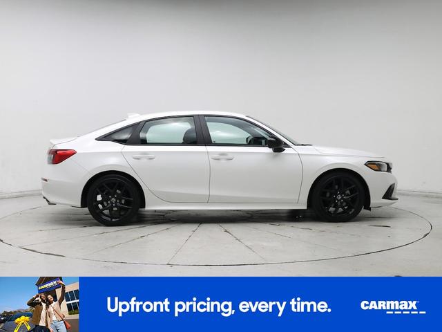 Photo of 2024 White Honda Civic