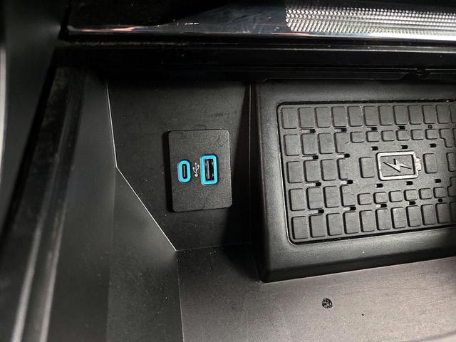 Photo of 2023 Black Ford F-150