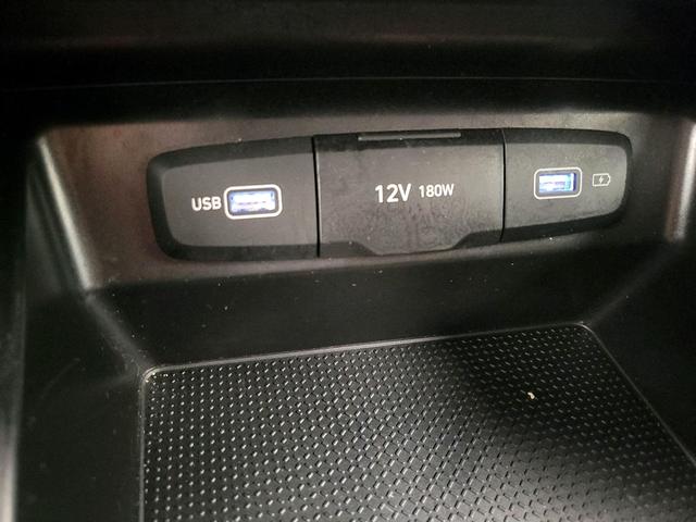 Photo of 2023 White Hyundai TUCSON