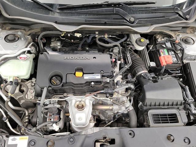 Photo of 2018 Silver Honda Civic