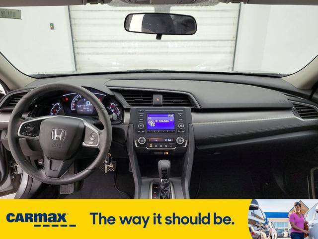 Photo of 2018 Silver Honda Civic