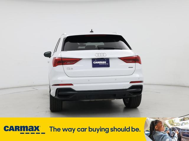 Photo of 2020 White Audi Q3