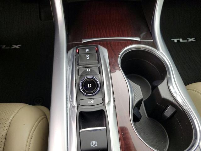 Photo of 2015 Red Acura TLX