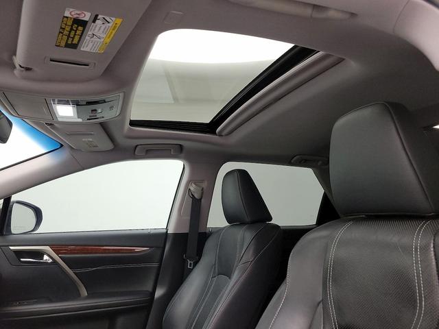 Photo of 2018 Gray Lexus RX 350