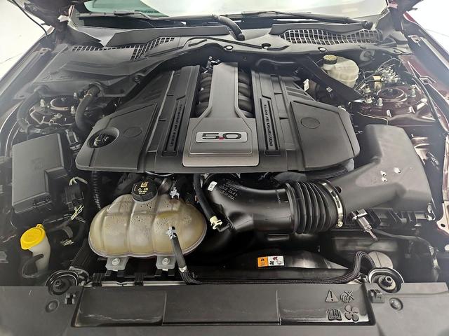 Photo of 2018 Burgundy Ford Mustang