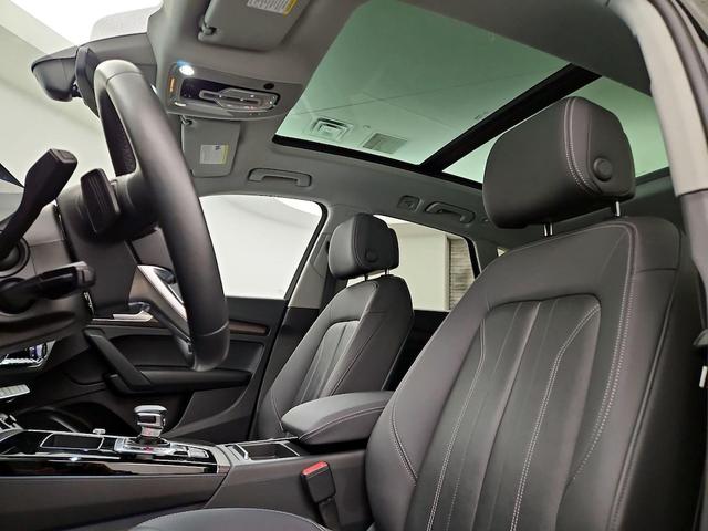 Photo of 2021 Black Audi Q5