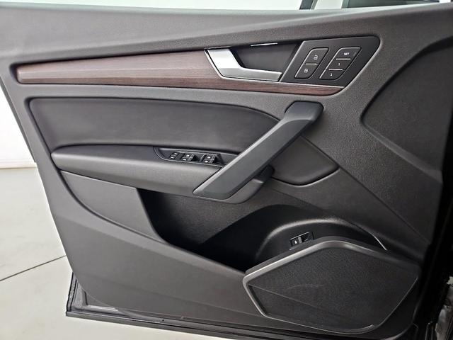 Photo of 2021 Black Audi Q5