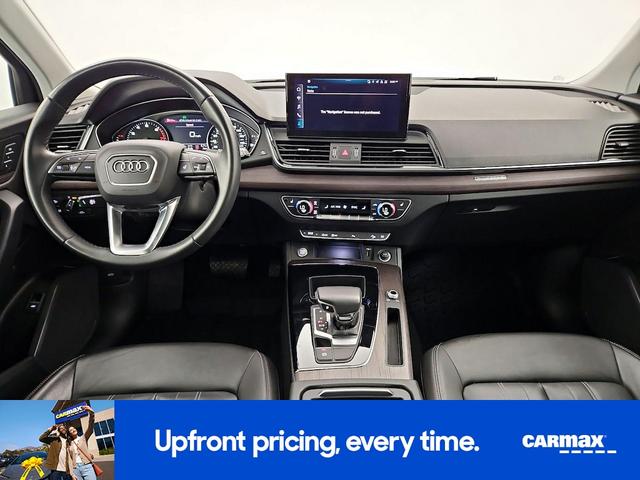 Photo of 2021 Black Audi Q5