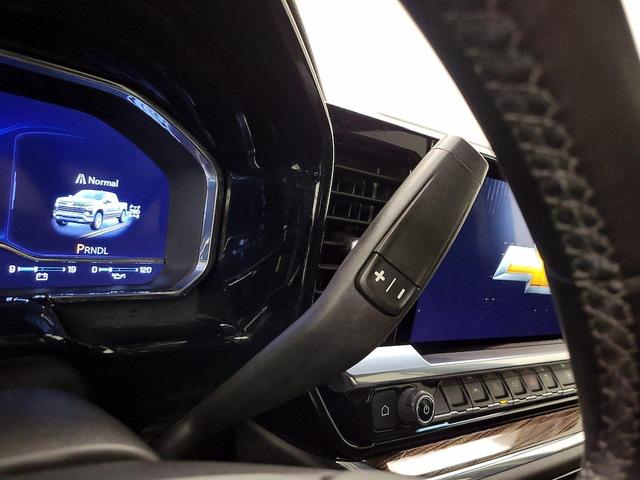 Photo of 2023 Black Chevrolet Silverado 1500