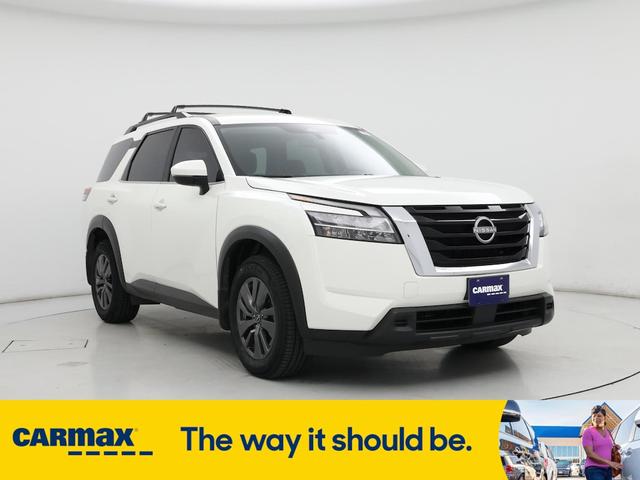 2022 Nissan Pathfinder