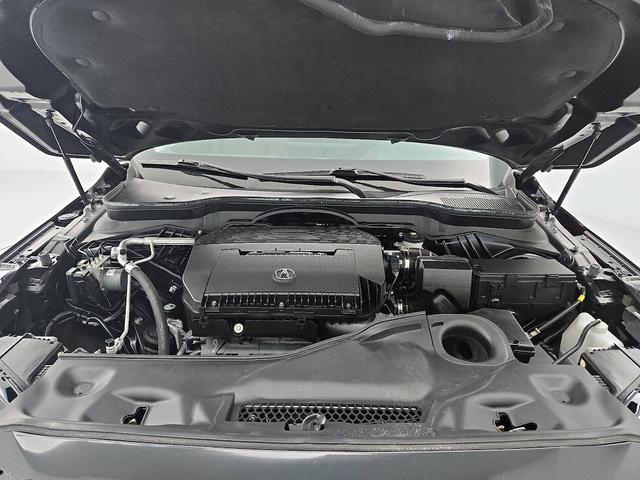 Photo of 2022 Black Acura MDX