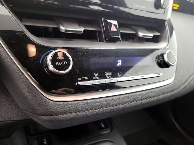 Photo of 2022 Silver Toyota Corolla