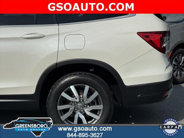 Photo of 2019 White Diamond Pearl Honda Pilot