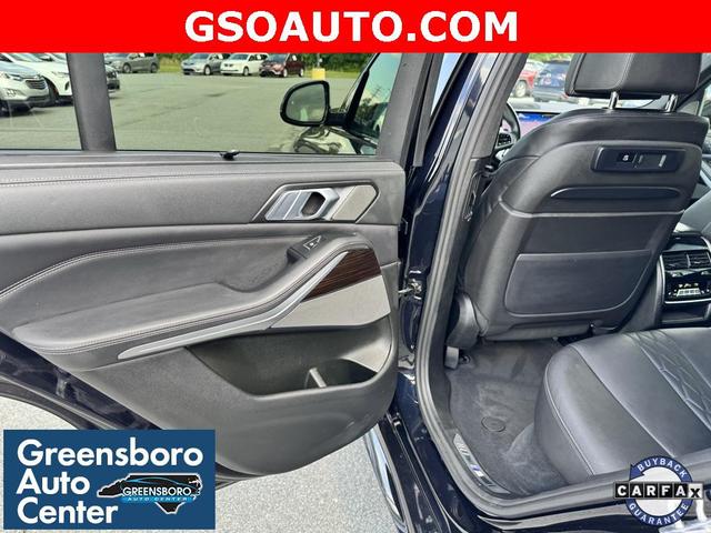 Photo of 2020 Carbon Black Metallic BMW X5