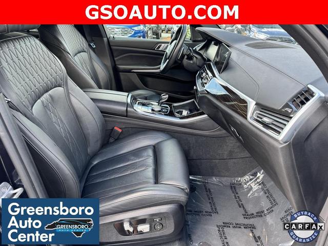 Photo of 2020 Carbon Black Metallic BMW X5