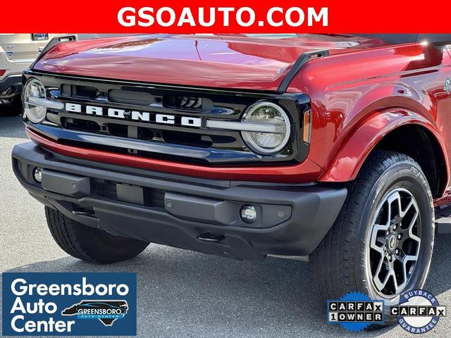 Photo of 2023 Hot Pepper Red Metallic Tinted Clearcoat Ford Bronco