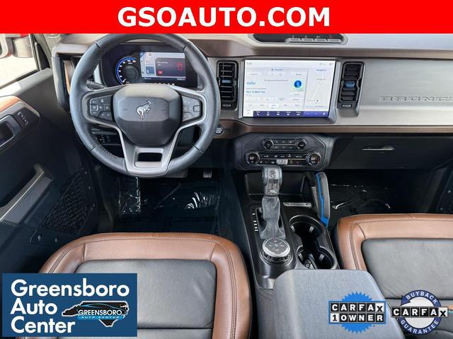 Photo of 2023 Hot Pepper Red Metallic Tinted Clearcoat Ford Bronco