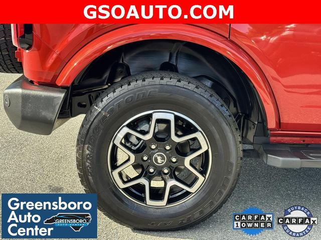 Photo of 2023 Hot Pepper Red Metallic Tinted Clearcoat Ford Bronco