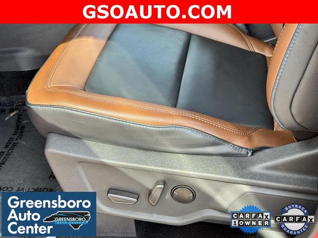 Photo of 2023 Hot Pepper Red Metallic Tinted Clearcoat Ford Bronco