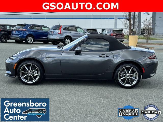 Photo of 2023 Machine Gray Metallic Mazda MX-5 Miata