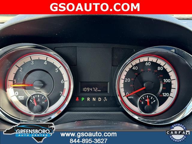 Photo of 2017 White Knuckle Clearcoat Dodge Grand Caravan
