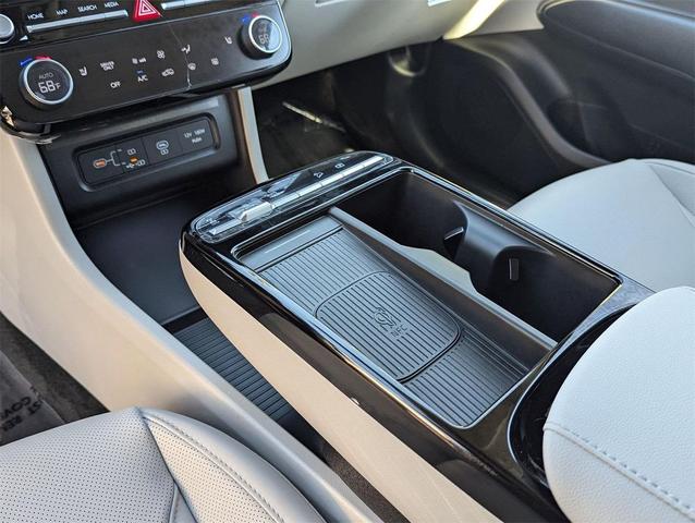 Photo of 2025 Ash Black Hyundai TUCSON Hybrid