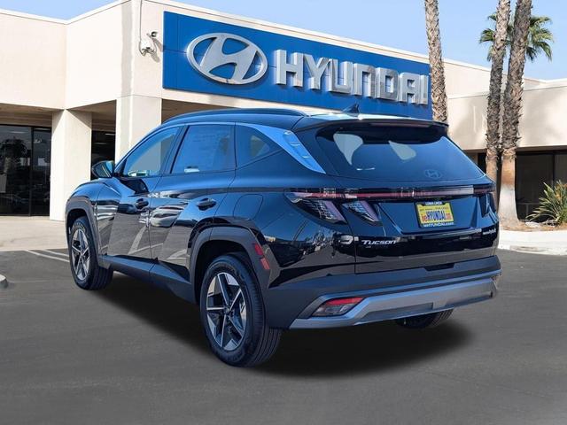 Photo of 2025 Ash Black Hyundai TUCSON Hybrid