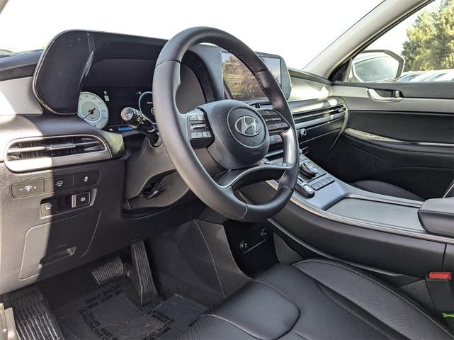 Photo of 2025 Hyper White Hyundai PALISADE