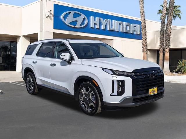 Photo of 2025 Hyper White Hyundai PALISADE