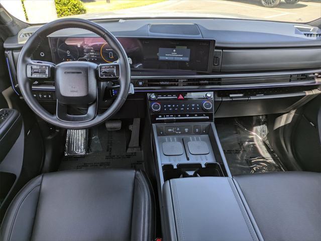 Photo of 2025 Shimmering Silver Hyundai SANTA FE HEV