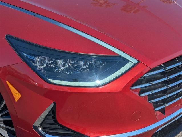 Photo of 2023 Ultimate Red Hyundai SONATA Hybrid