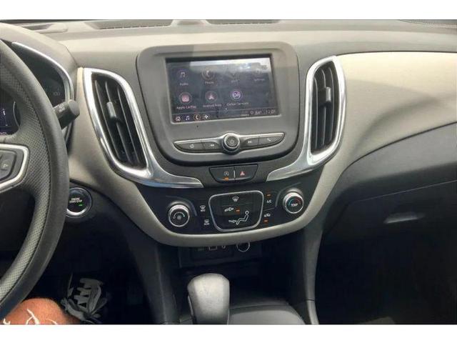 Photo of 2023 Summit White Chevrolet Equinox