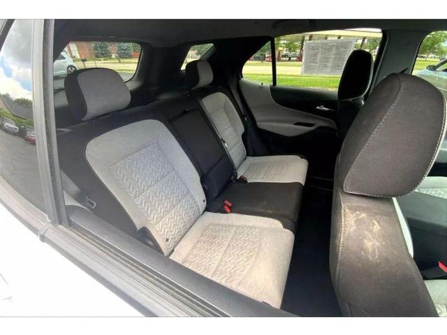 Photo of 2023 Summit White Chevrolet Equinox