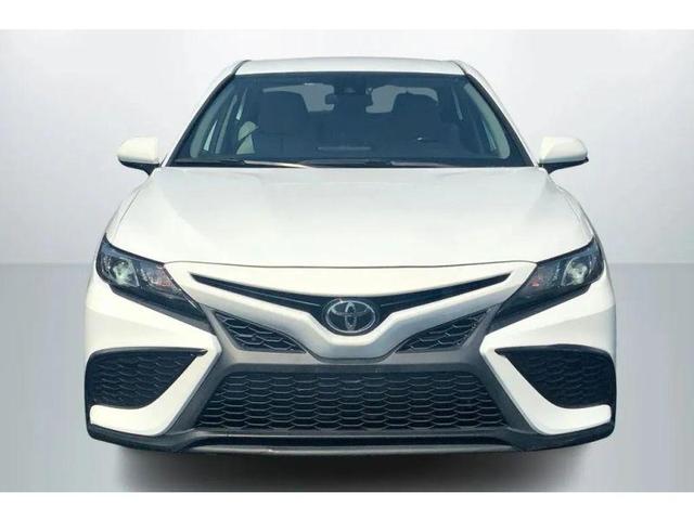 Photo of 2022 White Toyota Camry