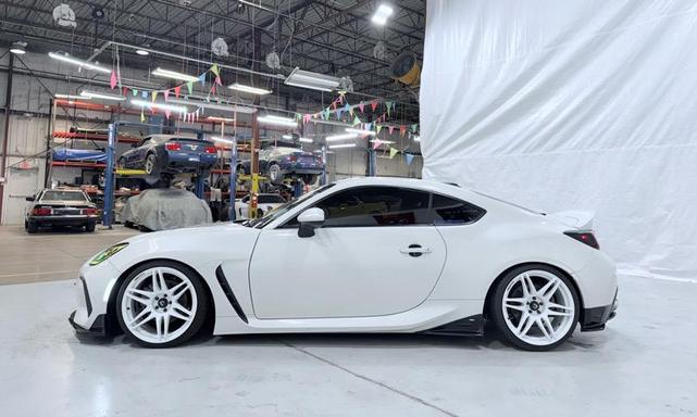 Photo of 2023 WHITE Subaru BRZ