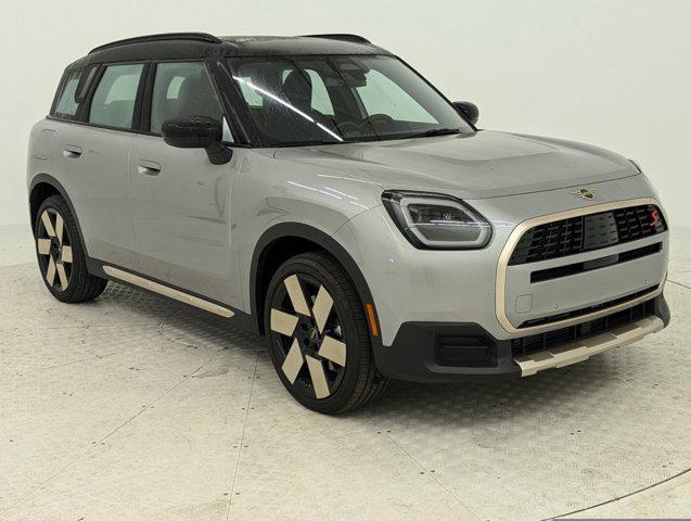 Photo of 2025 Melting Silver III Metallic MINI Countryman