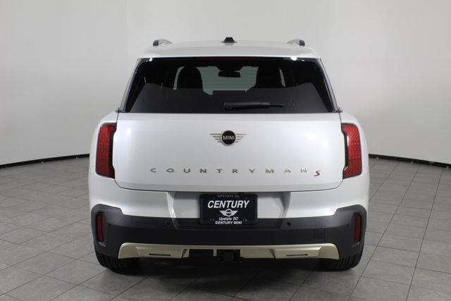 Photo of 2025 Nanuq White MINI Countryman