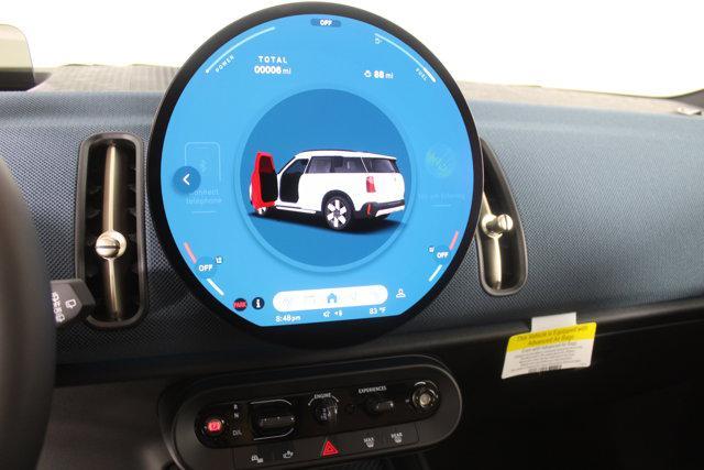 Photo of 2025 Nanuq White MINI Countryman
