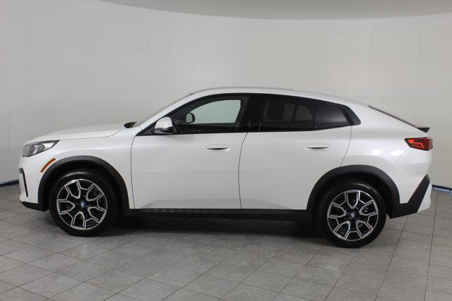Photo of 2025 White BMW X2
