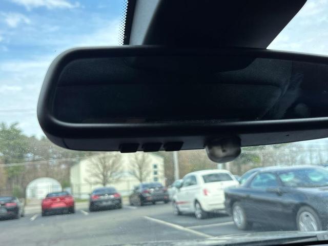 Photo of 2015 Black Sapphire Metallic BMW 750