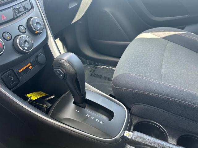 Photo of 2017 Mosaic Black Metallic Chevrolet Trax
