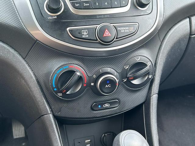 Photo of 2015 Ultra Black Pearl Hyundai Accent