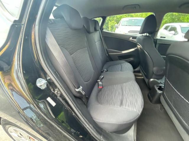 Photo of 2015 Ultra Black Pearl Hyundai Accent