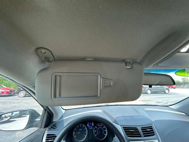 Photo of 2015 Ultra Black Pearl Hyundai Accent