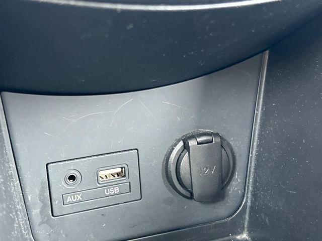 Photo of 2015 Ultra Black Pearl Hyundai Accent