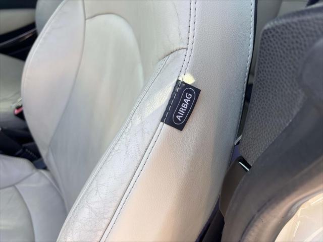 Photo of 2012 Pepper White MINI Cooper S